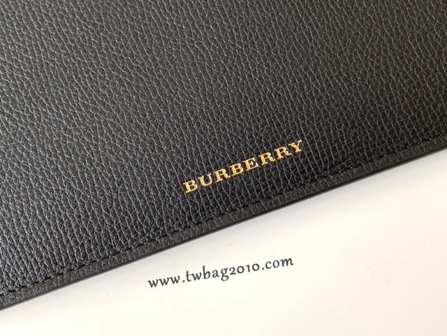 Burberry專門店新款拼色手包 巴寶莉男士專櫃最新手拿包 yxb1193